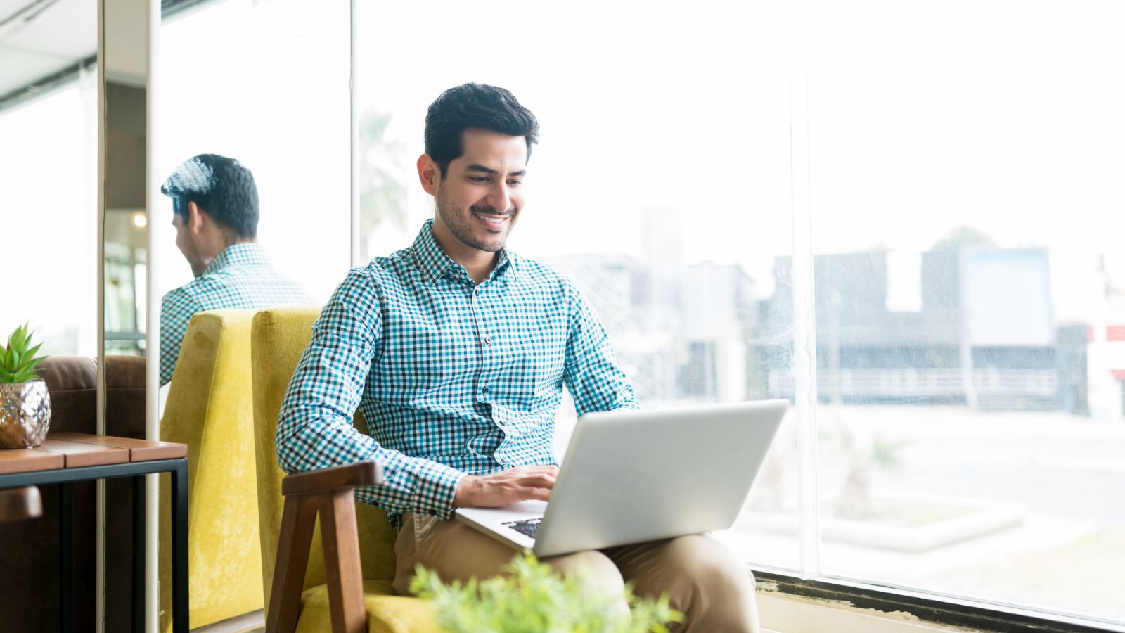 Business owner applying for their R&D tax credit claim